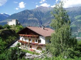 Schlosshof zu Montani, hôtel avec parking à Morter