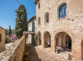 Appartamento Arianna, place to stay in Montegabbro