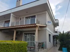 Alaçatı'da Bahçeli 3+1 Villa