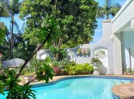 Royal Palm Suite, Villa Roc Guesthouse, Salt Rock Ballito, Solar Power
