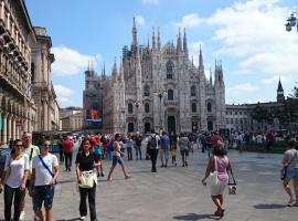 Flat in Duomo: Milano'da bir otel