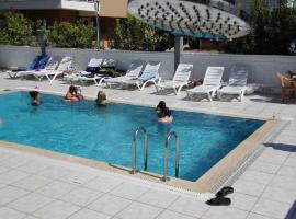Pusula Apart Otel, aparthotel en Antalya