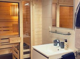 Bord de lac - 4/6pers SAUNA - terrasse 20m2, hotel cerca de Estación de tren de Vielsalm, Vielsalm