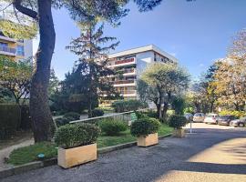 HOME ET HOLIDAY Le Petit Manseng, hotel in zona Jean Baptiste Carpeaux Square, Nizza