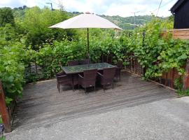 Combe Cottage, holiday home in Stroud