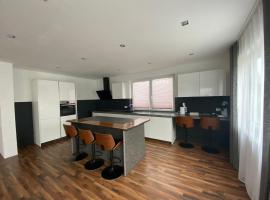 Ferienwohnung 2 Schweizer, Hotel in Geisingen