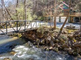 Alarka's Lure, hotel with parking in Bryson City