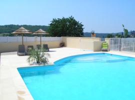 Aux couleurs d'Ardèche, hotell sihtkohas Vallon-Pont-dʼArc