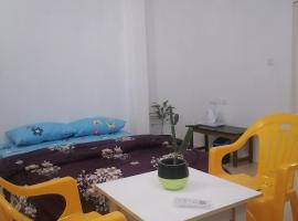 The Rose Garden House, hotel in Hithadhoo