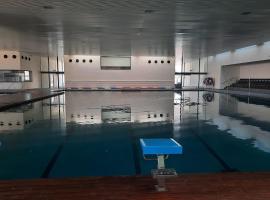 Sapir Apartment โรงแรมที่มีสระว่ายน้ำในSappir