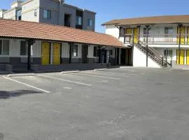 Escondido Inn