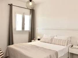 Cozy Flat at Regina Apartments