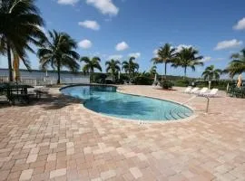 Boca Ciega Resort by Travel Resort Services