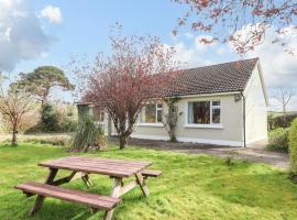 Rowantree, holiday home in Killarney