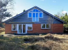 8 person holiday home in Thyholm-By Traum