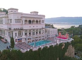Hotel Merwara Estate- A Luxury Heritage Resort、アジメールのホテル