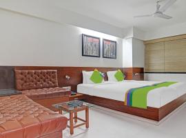 Treebo Trend Cherry Tree, hotel dekat Bandara Devi Ahilya Bai Holkar - IDR, Indore