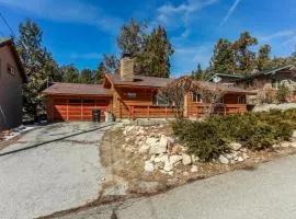 Shasta Mountain Cabin - 1916 by Big Bear Vacations