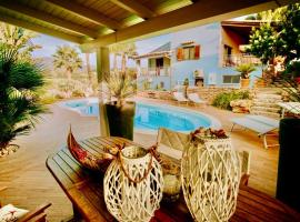 Villa Dora con piscina, hotel a Trappeto