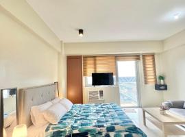 Luxury Hotel Type Condo near NAIA Manila Airport, Hotel in Manila