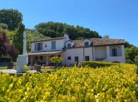 Casale Orgogliosa, hotel em San Vito Chietino