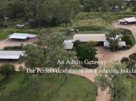 Rubyvale Motel & Holiday Units - An Adults Only Getaway, motel en Rubyvale