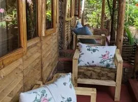 Backyard Eco Bungalow Moshi