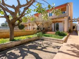Gorgeous Home In Port D'alcúdia