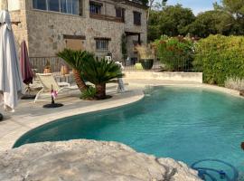 Superbe maison entière villa les pinsons, hotel i Emponse