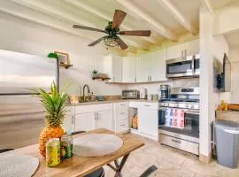 NEW - Pineapple Loft - Entire House Downtown Hilo with AC