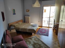 Square 2，科莫蒂尼的飯店