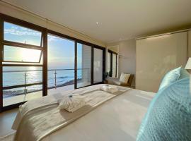 Seafront Condo at The Pier 17, t&aacute;rsash&aacute;zi lak&aacute;s Swakopmundban