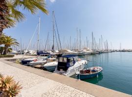 Aregai Marina Exclusive Seaside Apartments, hotel a Santo Stefano al Mare