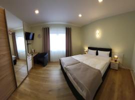 Lutz Motel: Paderborn şehrinde bir motel