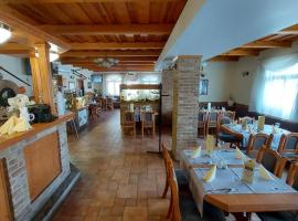 Szepi Fogadó Szendehely, Hotel in Szendehely