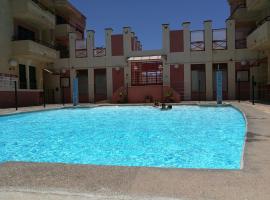 Arinaga Beach & Pool Apartment, hotel en Arinaga