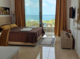 Harmony Seaview Apartments, hotel v Pafose