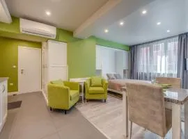 R & R Apartments