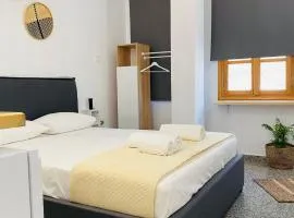 Homdwell Fine Living 2
