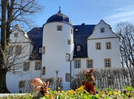 Schlosshotel Eyba mit Gästehaus, hotell sihtkohas Saalfeld