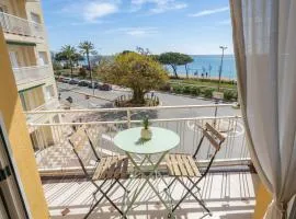 HomeHolidaysRentals Eiffel - Costa Barcelona