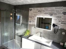 Sch&ouml;ne Lemgoer Unterkunft, m&ouml;kki kohteessa Lemgo