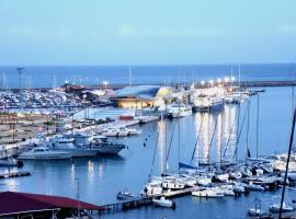 CASA D'AMARE, hotel near Salerno Harbour, Salerno