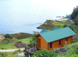 Playa Blanca Baruch Glamping Tota, hotel na praia em Lago de Tota