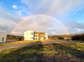 Clare Holiday B&B, hotel poblíž významného místa Chrám Fu'an, Checheng