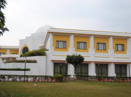 THE ROYAL RESIDENCY, отель в городе Kushinagar