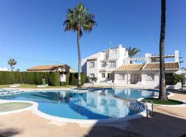 Lovely holiday home,Golf,Pool,Beach,What else!, villa in Orihuela Costa