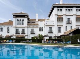 30 Degrees - Hotel El Cortijo Matalascañas, hotel en Matalascañas