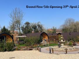 Peacock Lake Glamping, hotel v destinaci Nottingham