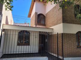 Casa Balcarce, hotel cerca de Bodega Viña Amalia, Godoy Cruz